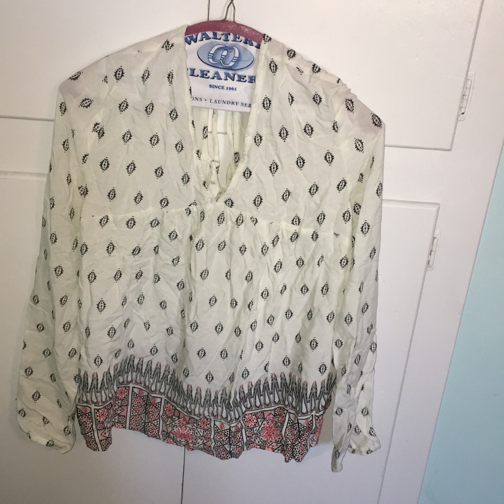Brand new never been worn roxy tribal print top